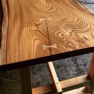 一枚板の割れについて