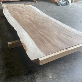 一枚板専門店　一枚板の選び[失敗しないポイント]