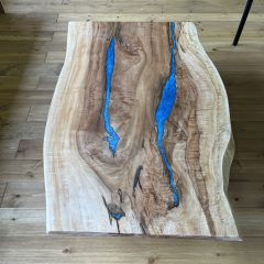 一枚板　新着情報（トチ×ブルー）